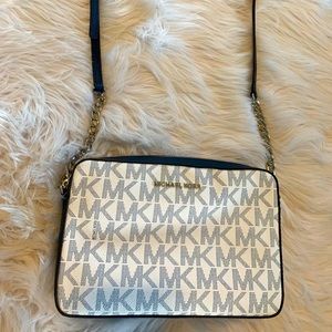 NWOT Michael Kors Monogram Crossbody